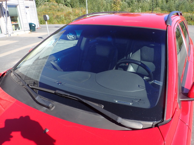 861816-24 Volvo V70 2.4 CNG Automatic, Gas & Petrol - 2005