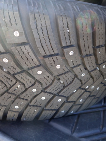 861816-61 Volvo V70 2.4 CNG Automatic, Gas & Petrol - 2005