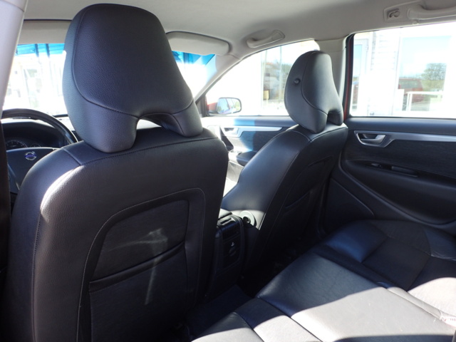 861816-69 Volvo V70 2.4 CNG Automatic, Gas & Petrol - 2005