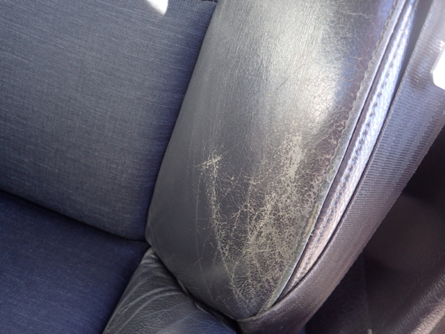 861816-80 Volvo V70 2.4 CNG Automatic, Gas & Petrol - 2005