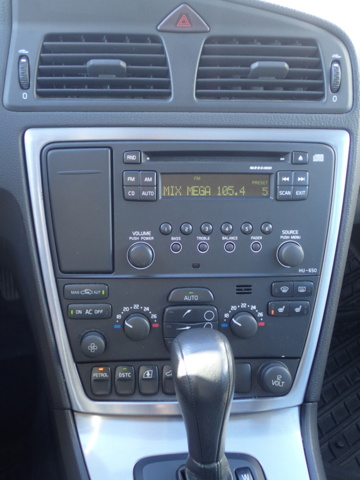 861816-93 Volvo V70 2.4 CNG Automatic, Gas & Petrol - 2005