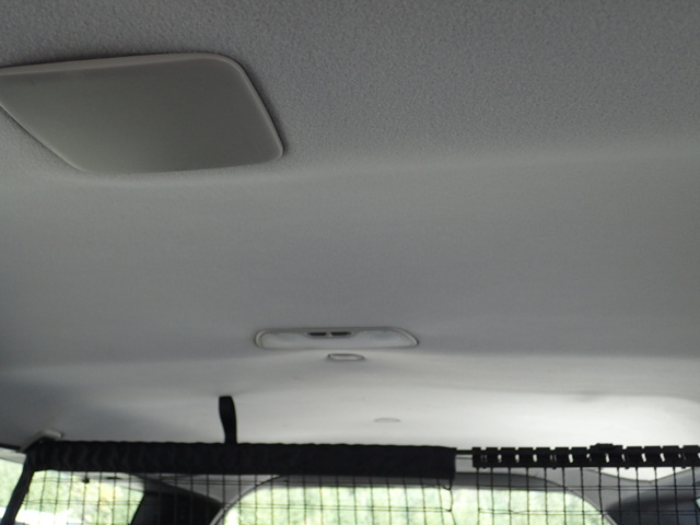 861816-103 Volvo V70 2.4 CNG Automatic, Gas & Petrol - 2005