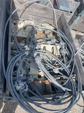 931750-8 Fall protection fence for bridge