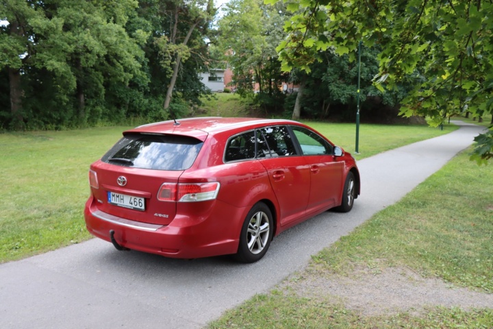 934875-6 Toyota Avensis Kombi 2.0 Multidrive S - 2009