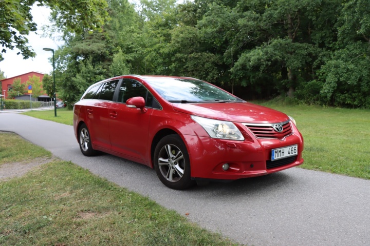 934875-12 Toyota Avensis Kombi 2.0 Multidrive S - 2009