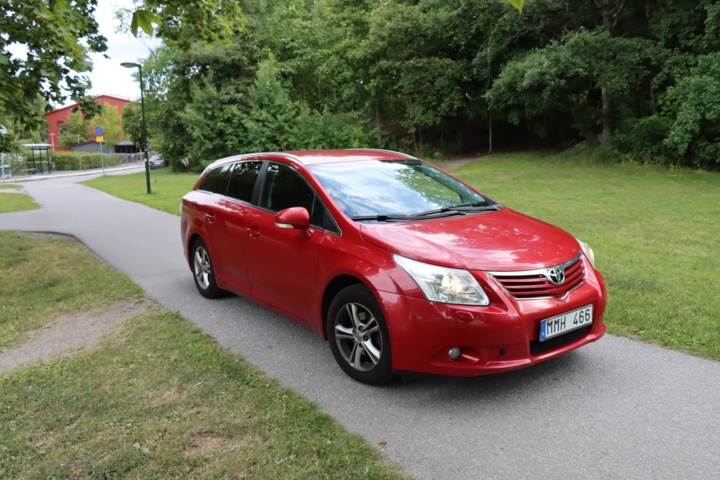 934875-13 Toyota Avensis Kombi 2.0 Multidrive S - 2009