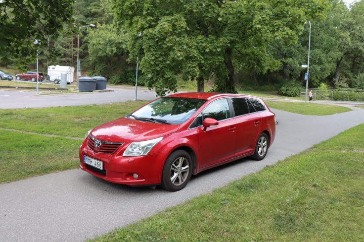 934875-17 Toyota Avensis Kombi 2.0 Multidrive S - 2009
