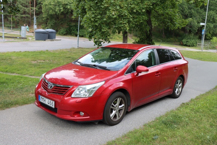 934875-18 Toyota Avensis Kombi 2.0 Multidrive S - 2009