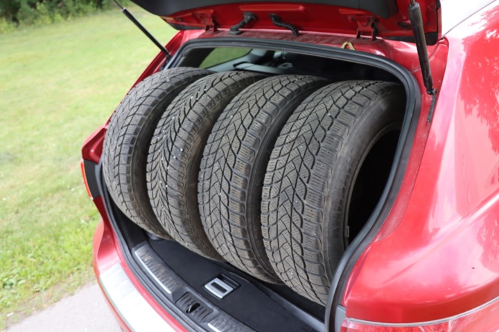 934875-22 Toyota Avensis Kombi 2.0 Multidrive S - 2009