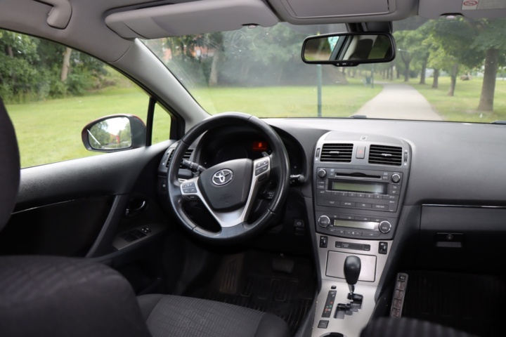 934875-24 Toyota Avensis Kombi 2.0 Multidrive S - 2009