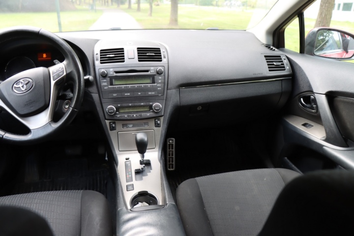 934875-25 Toyota Avensis Kombi 2.0 Multidrive S - 2009