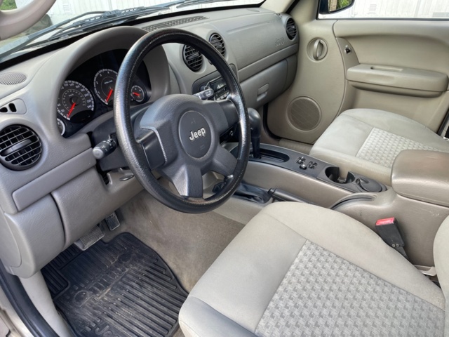 872331-20 Jeep Cherokee 3.7 V6 4WD Automatic, 204hp, 2005
