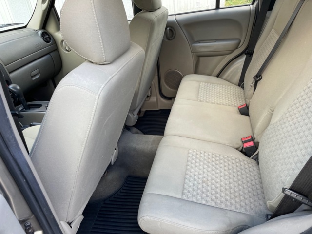 872331-24 Jeep Cherokee 3.7 V6 4WD Automatic, 204hp, 2005