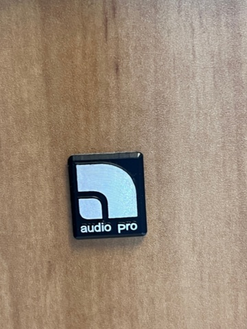 921143-5 Bass box and passive speakers, Logitech & Audio Pro