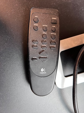 921143-11 Bass box and passive speakers, Logitech & Audio Pro