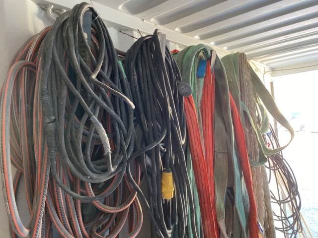 931764-10 Container 20 feet incl. content