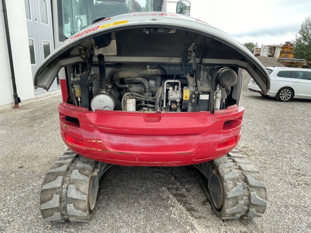 906891-13 6 ton mini excavator, Takeuchi TB260, 2017