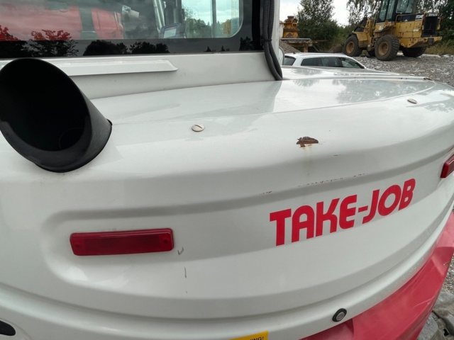 906891-25 6 ton mini excavator, Takeuchi TB260, 2017