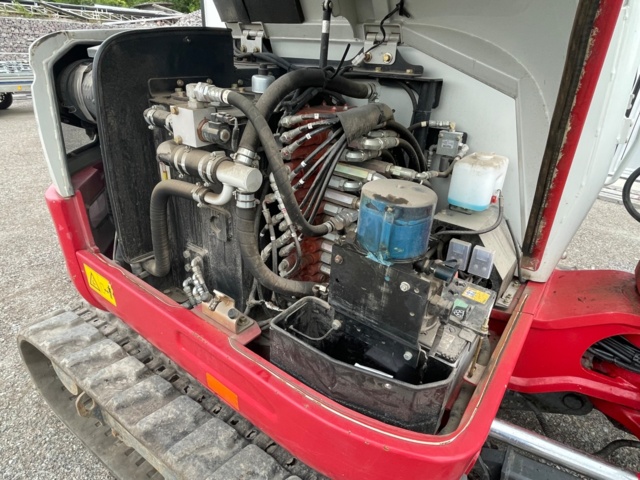 906891-12 6 ton mini excavator, Takeuchi TB260, 2017