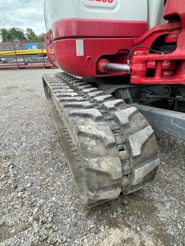 906891-23 6 ton mini excavator, Takeuchi TB260, 2017