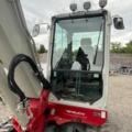 906891-27 6 ton mini excavator, Takeuchi TB260, 2017