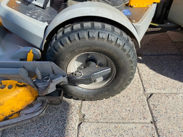 834031-22 Riding mower Stiga Park Pro 25 4WD