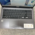 922802-3 Laptop with accessories