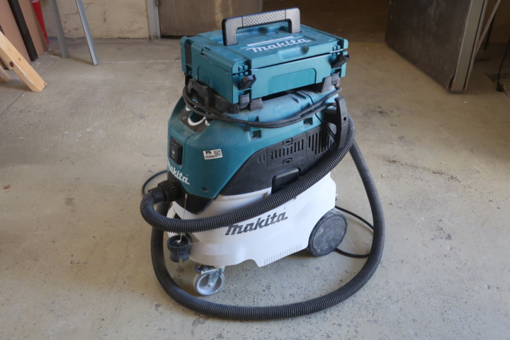 933696-1 Rough vacuum cleaner, Makita VC4210M