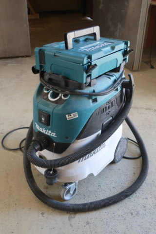 933696-2 Rough vacuum cleaner, Makita VC4210M