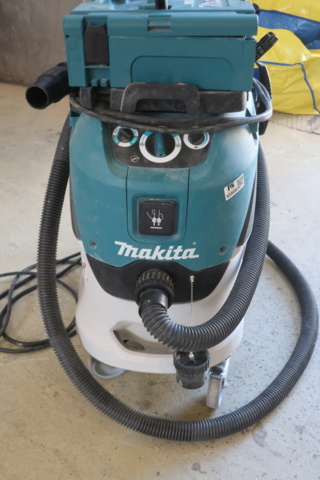 933696-3 Rough vacuum cleaner, Makita VC4210M