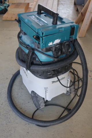 933696-6 Rough vacuum cleaner, Makita VC4210M