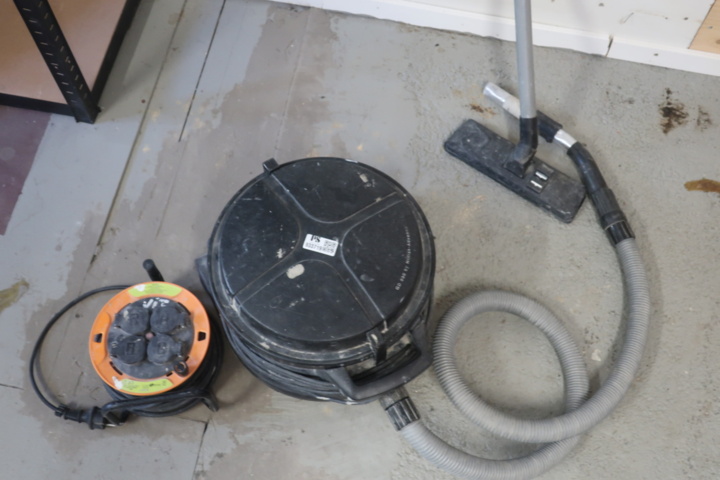 933719-5 Vacuum cleaner Nilfisk GD930