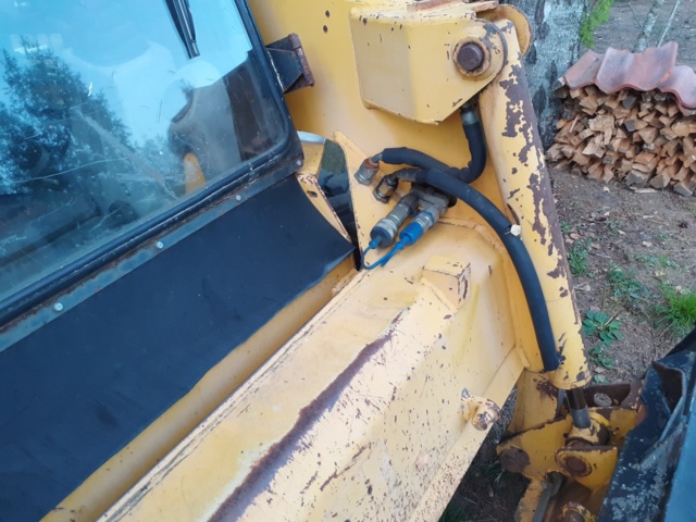 935053-11 Komatsu SK07J incl. tool