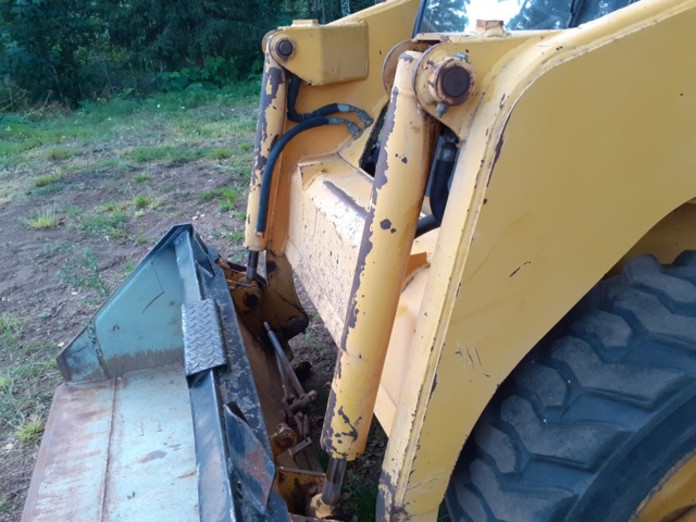 935053-12 Komatsu SK07J incl. tool