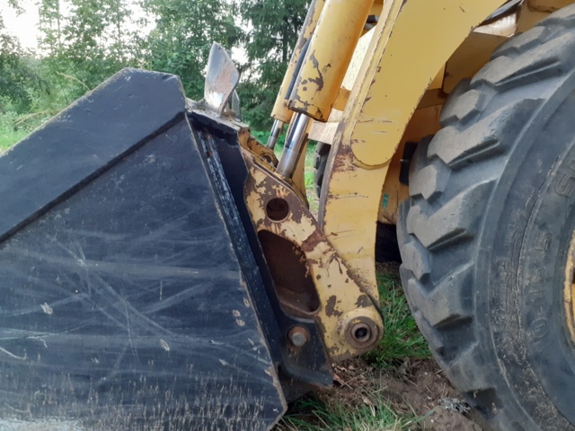 935053-16 Komatsu SK07J incl. tool