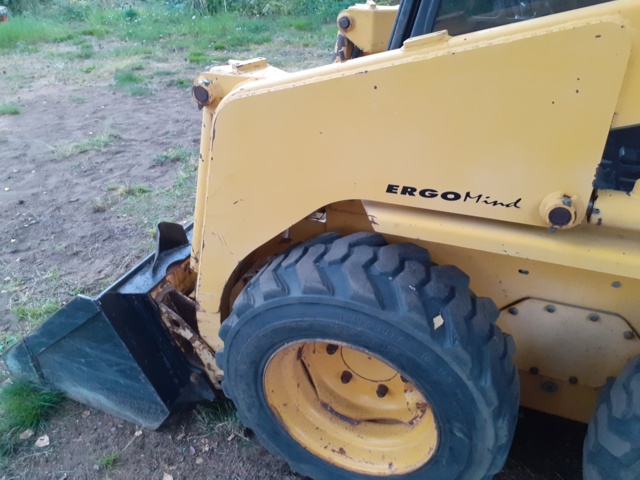 935053-24 Komatsu SK07J incl. tool