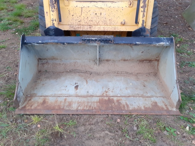 935053-29 Komatsu SK07J incl. tool