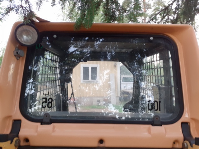 935053-36 Komatsu SK07J incl. tool