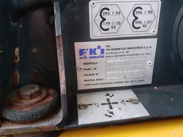 935053-40 Komatsu SK07J incl. tool