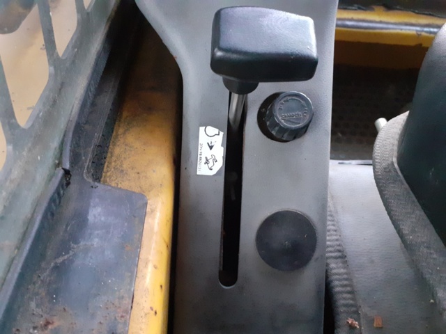 935053-44 Komatsu SK07J incl. tool