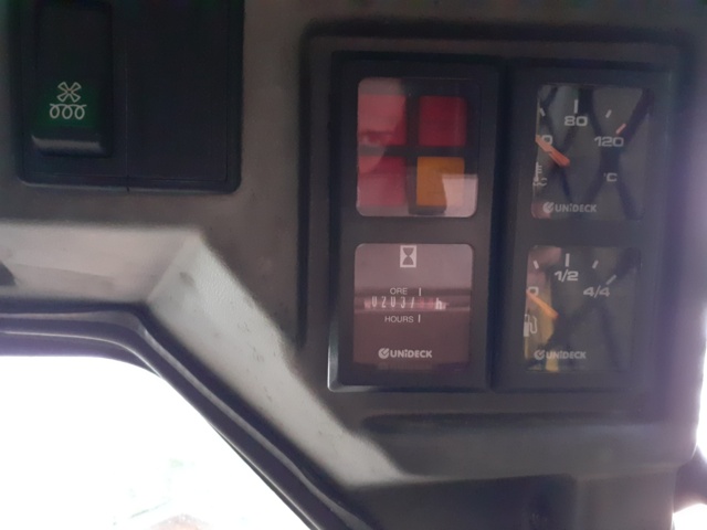 935053-47 Komatsu SK07J incl. tool