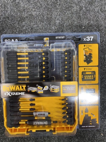 934972-3 Bit set Dewalt DT70732T-QZ
