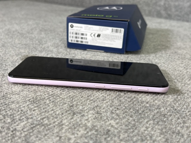 922813-3 Mobile phone, Motorola Moto G30, locked