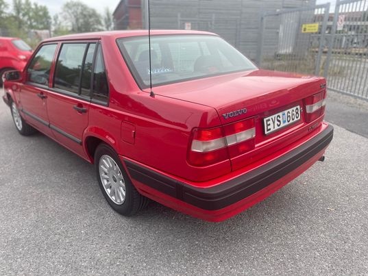 934631-4 Volvo 944 2.3 - 1998