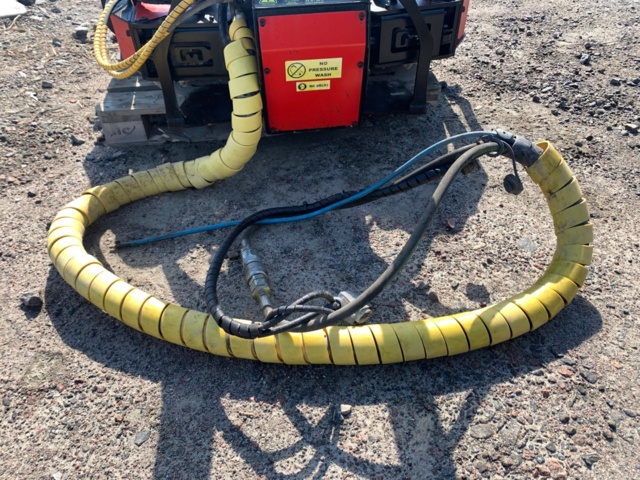 872337-7 Piling machine Motocut Q400