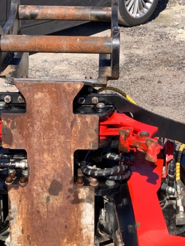 872337-10 Piling machine Motocut Q400