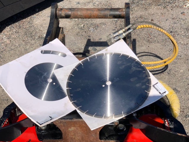 872337-23 Piling machine Motocut Q400