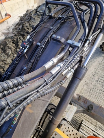 872337-26 Piling machine Motocut Q400