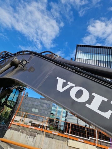 872337-27 Piling machine Motocut Q400