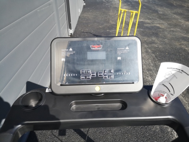 935844-9 Folding Electric Treadmill Leonardo